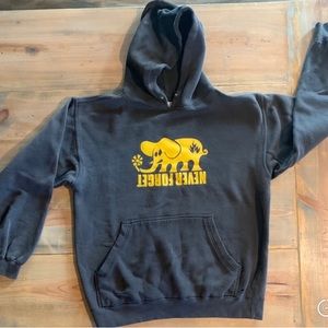 Men’s Medium, Elephant Never Forget Faded Black Hoodie